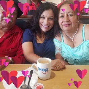 Meet your Posher, Alma